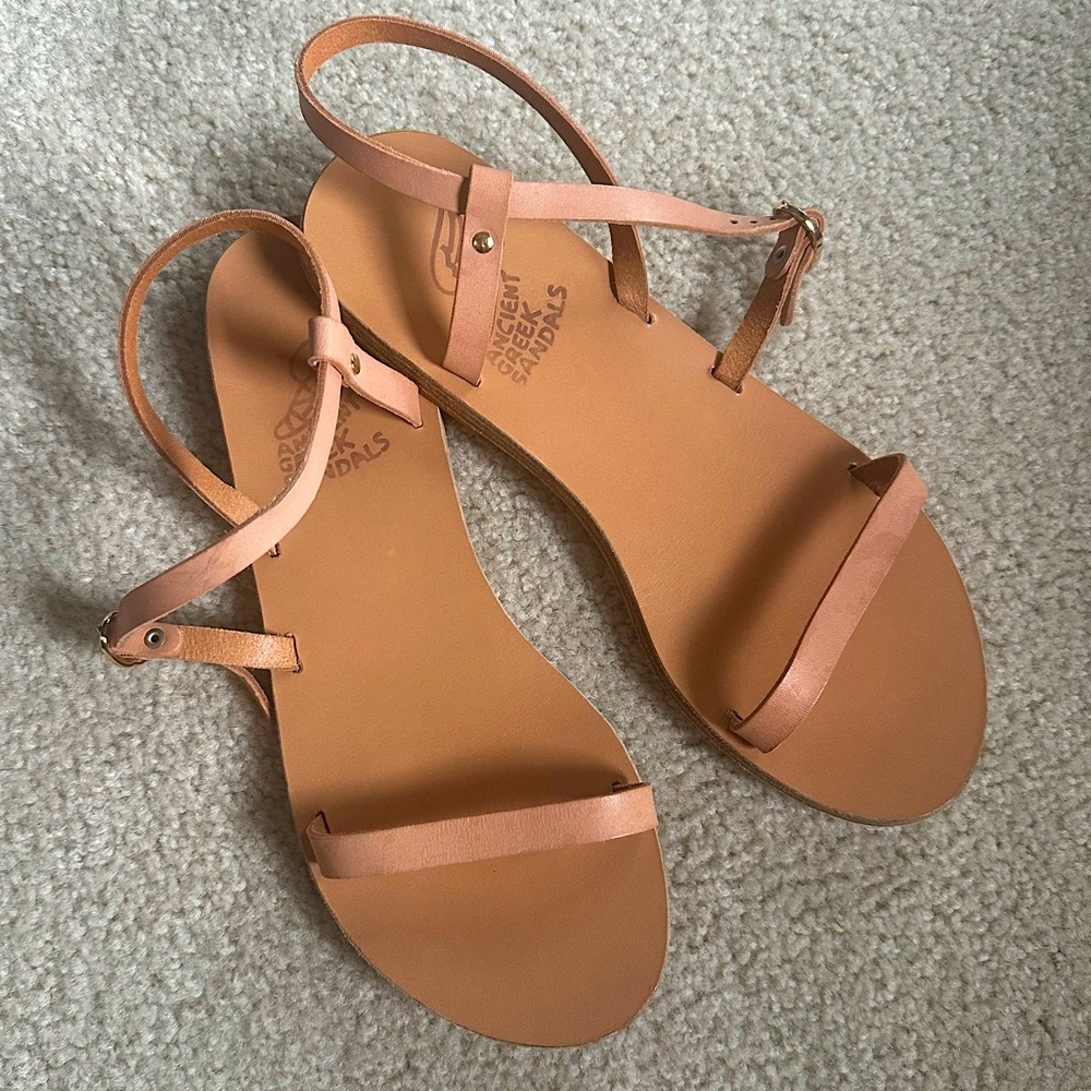 Ancient Greek Sandals Niove size 39!